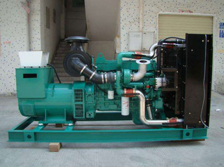 余干1100kw康明斯柴油发电机组图片 余干1100kw康明斯柴油发电机组图片